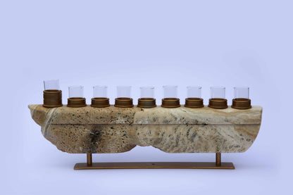 חנוכיה מאבן אוניקס