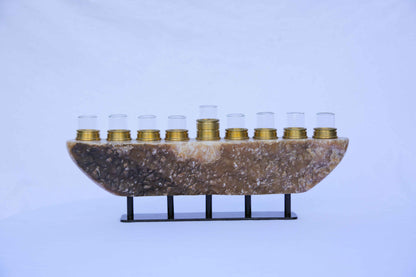 חנוכיה מאבן אוניקס