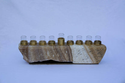 חנוכיה מאבן אוניקס