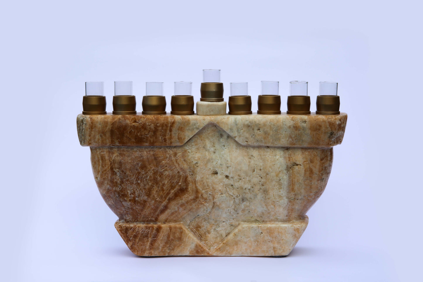 חנוכיה מאבן אוניקס