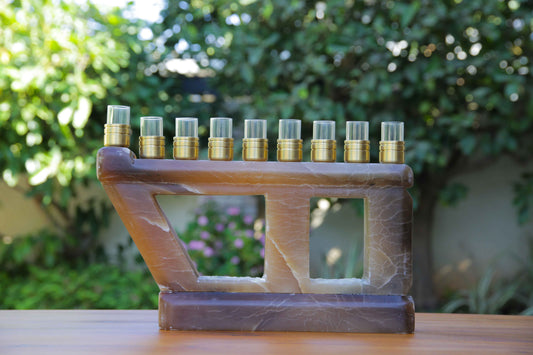 חנוכיה מאבן אלבסט חום